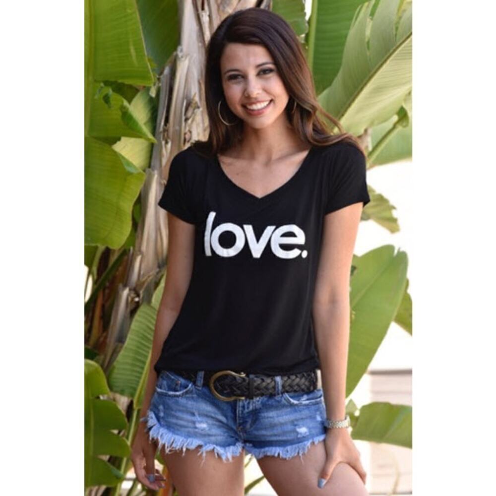 Bird & Vine Love. V-Neck Tee Black Size Medium